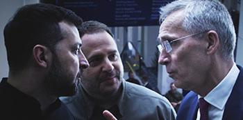 Bilde/illustrasjon for Bygdekinoen viser film: Stoltenberg - Facing War